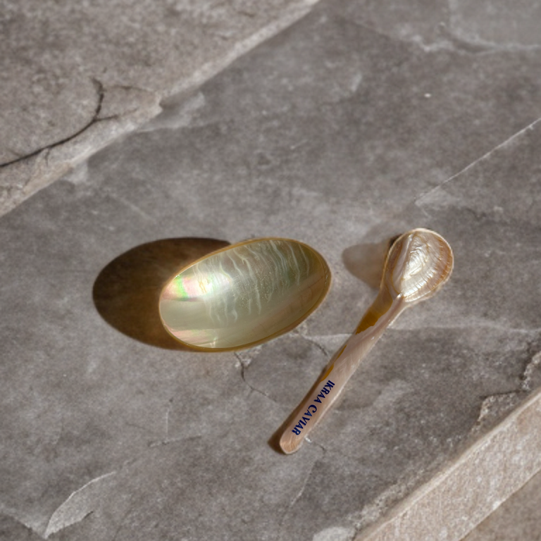 Mini Mother of pearl plate and spoon